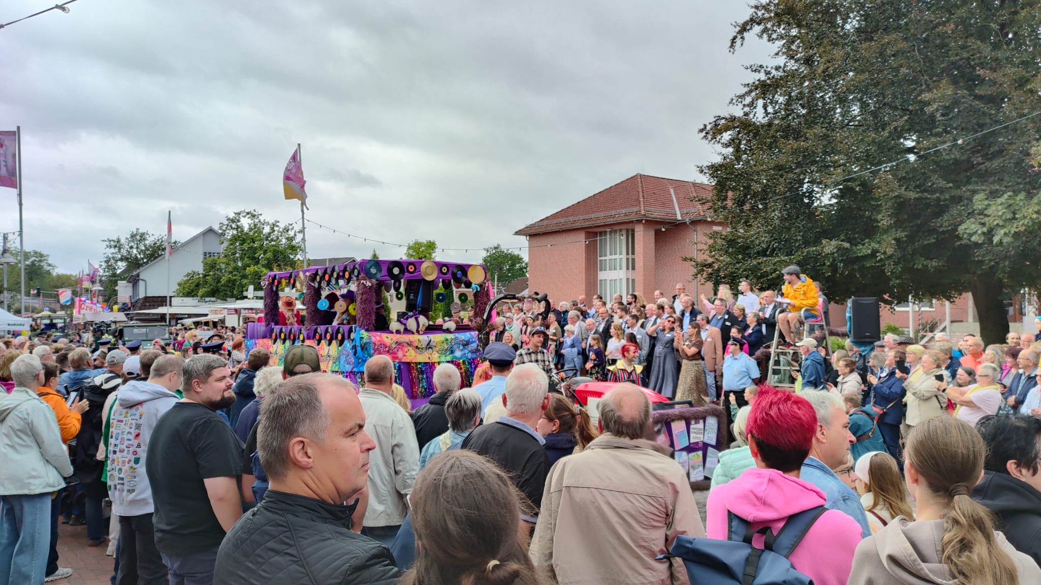 Image gallery marquee